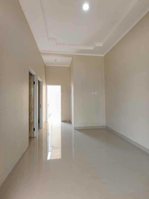 dijual rumah jalan sirojul munir pemda