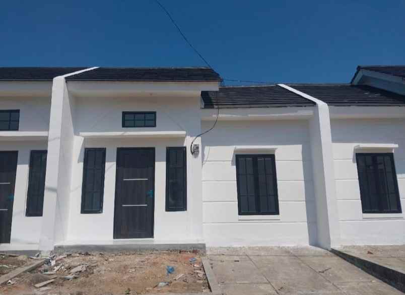 dijual rumah jalan sultan ageng