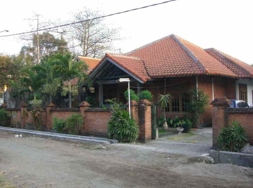 dijual rumah jambangan baru