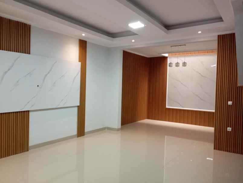 dijual rumah janur indah kelapa gading