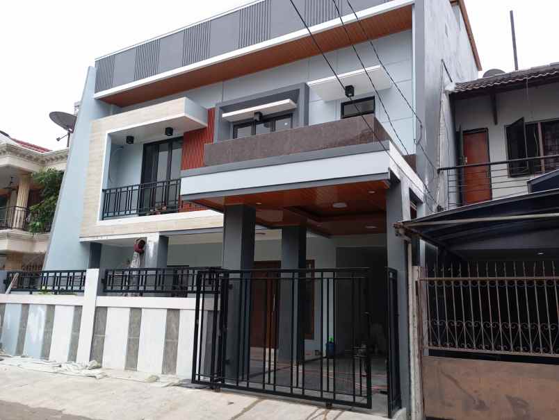 dijual rumah janur indah kelapa gading