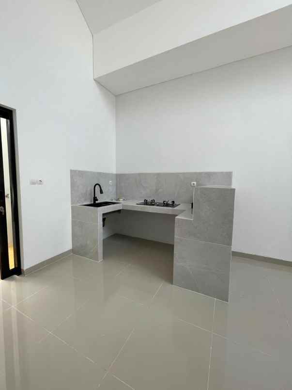 dijual rumah jatisari permai bekasi