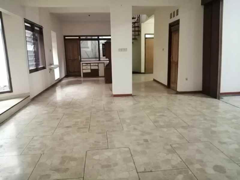 dijual rumah jemur andayani surabaya