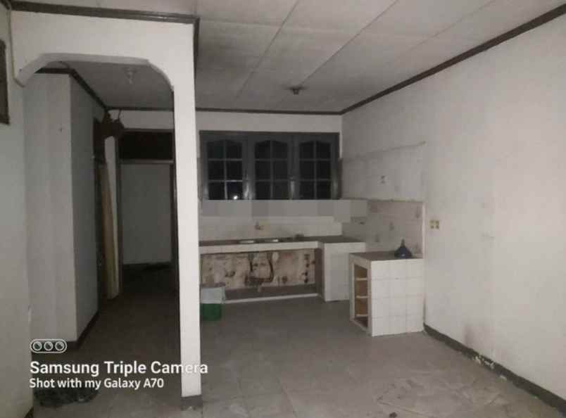 dijual rumah ji arwana jembatan dua