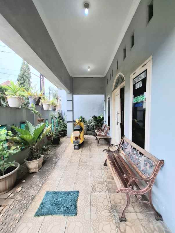 dijual rumah jl aswarman