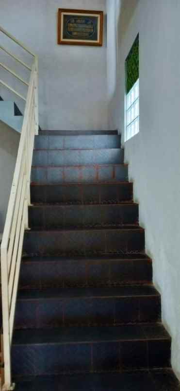 dijual rumah jl aswarman