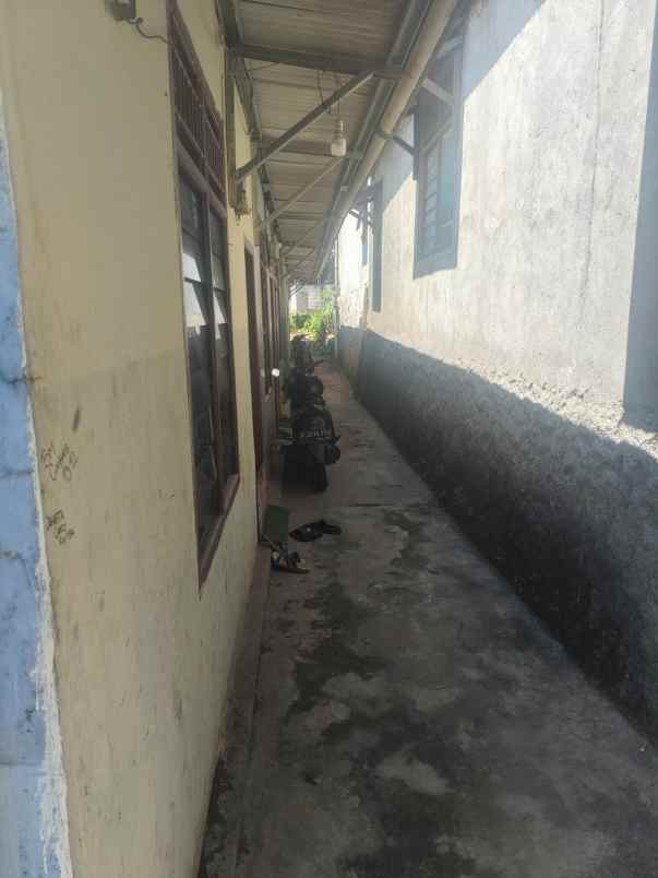 dijual rumah jl bambu kuning no 58