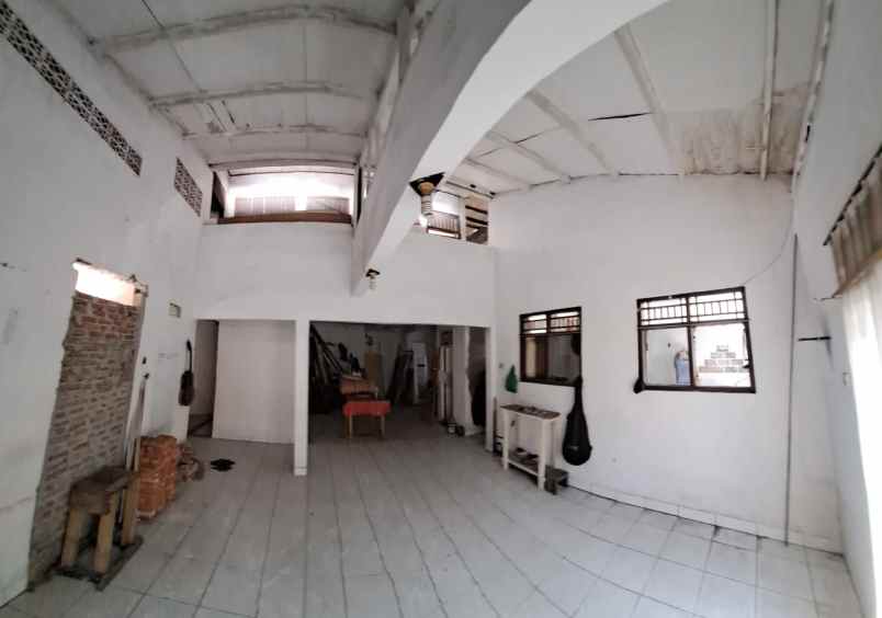 dijual rumah jl bogowonto semper barat