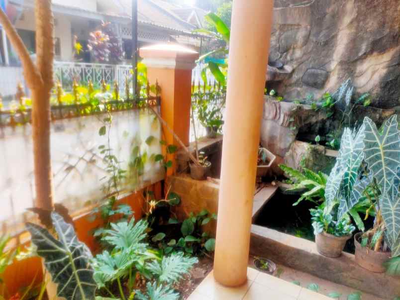 dijual rumah jl cendrawasih v blok d 16