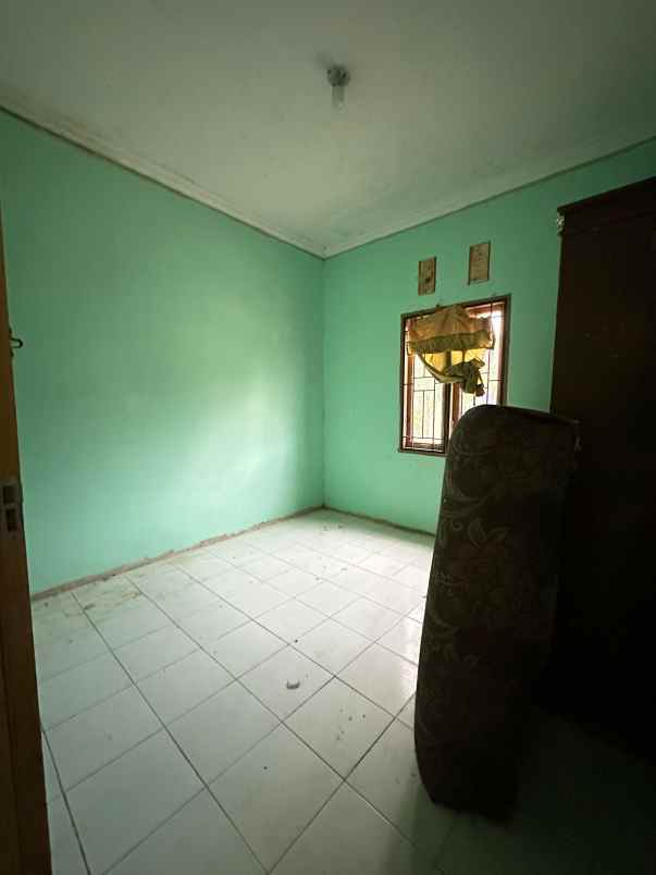 dijual rumah jl hangtuah