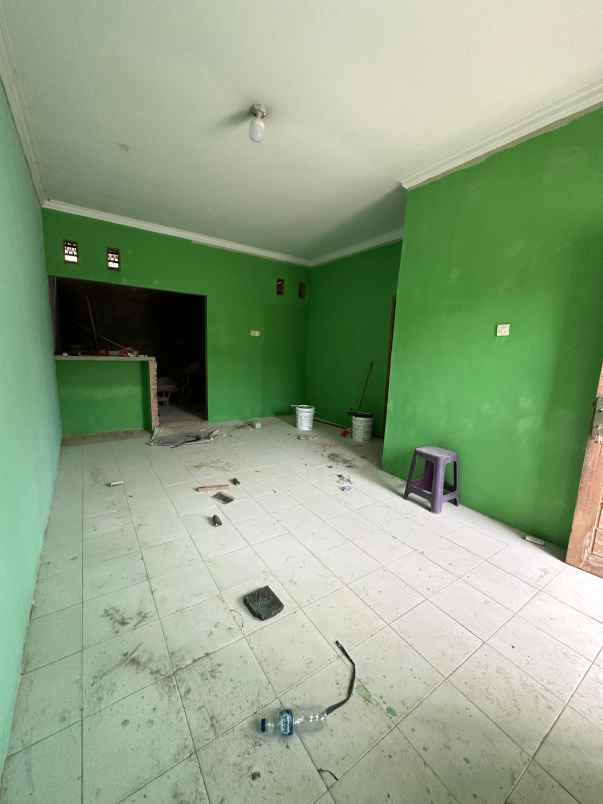 dijual rumah jl hangtuah