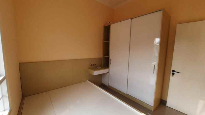 dijual rumah jl kampung bulak penurunan