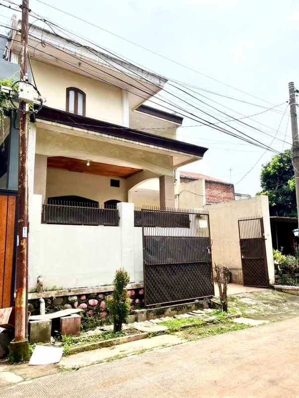 dijual rumah jl komplek pertanian