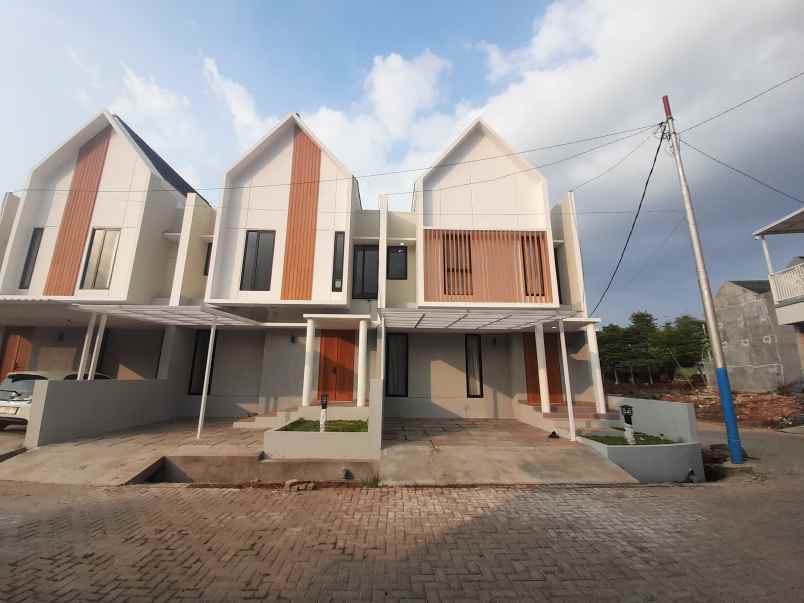 dijual rumah jl mess al jatisampurna