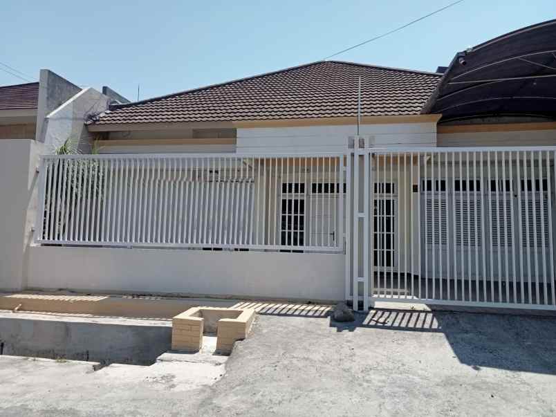 dijual rumah jl ngagel jaya tengah