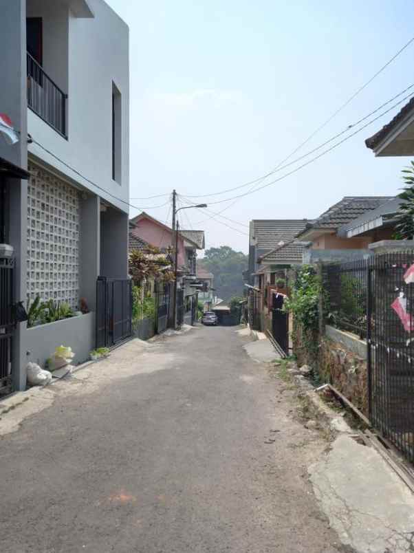 dijual rumah jl padasuka cimahi