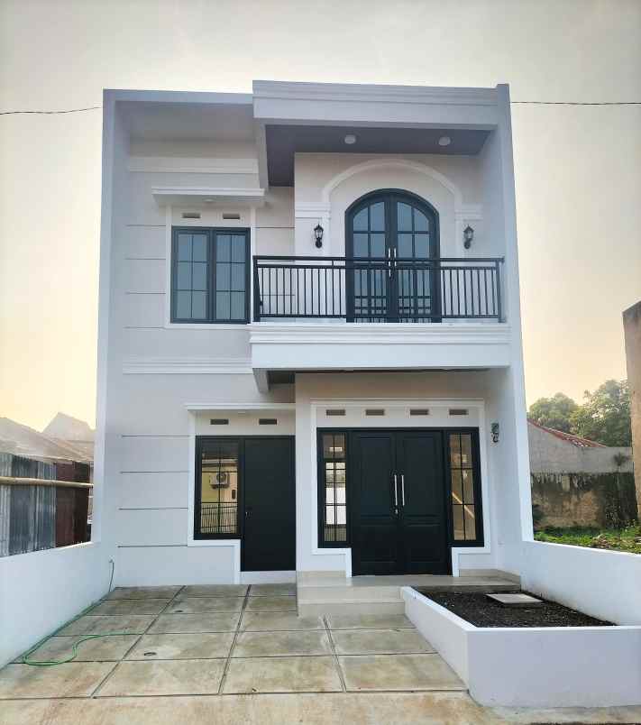 dijual rumah jl padasuka cimahi