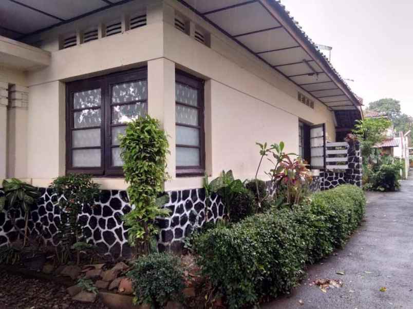 dijual rumah jl pajajaran bandung