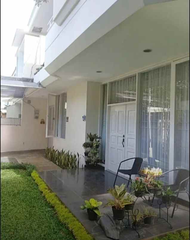 dijual rumah jl pinang nikel pondok indah