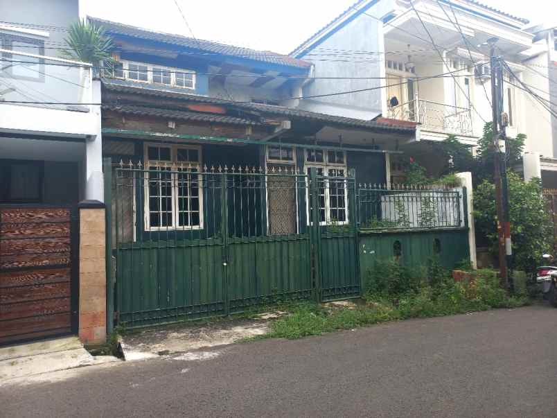 dijual rumah jl pondok kelapa duren