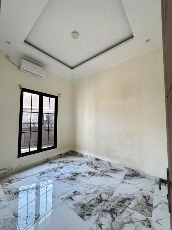 dijual rumah jl raden saleh sukmajaya depok