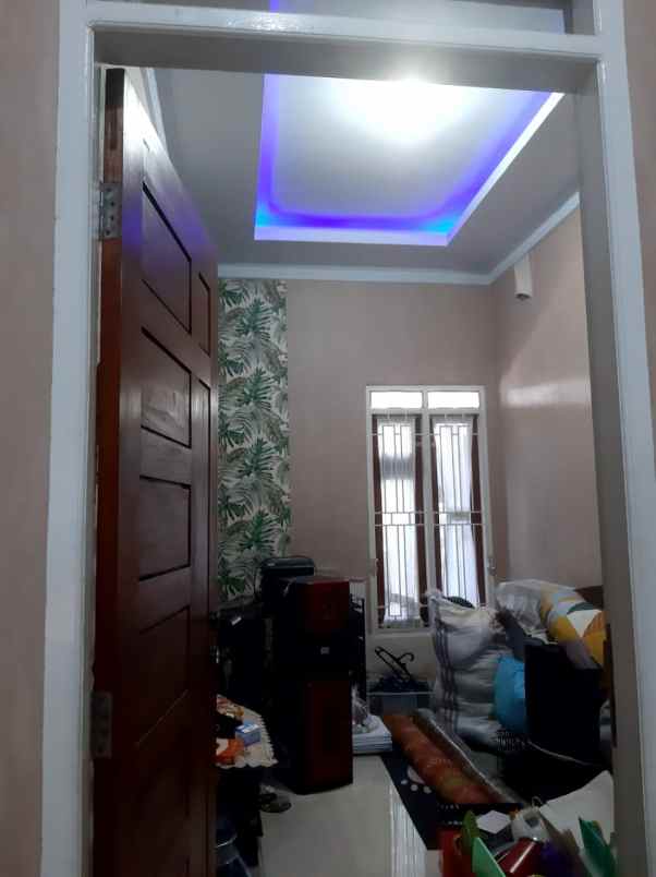 dijual rumah jl sidomulyo