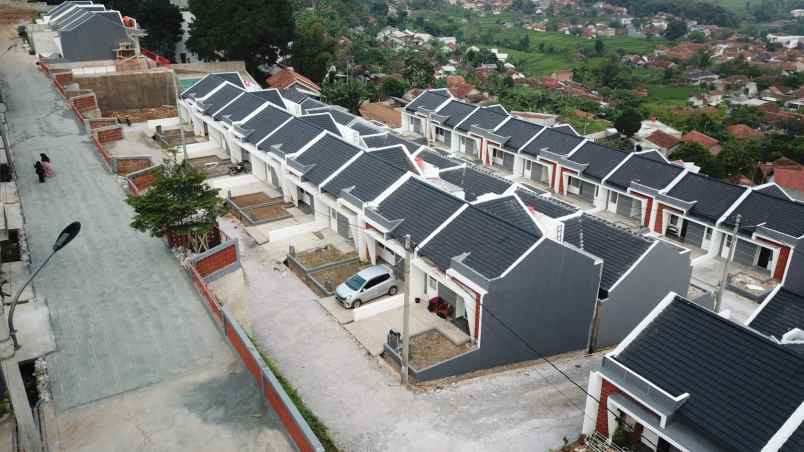 dijual rumah jl sindangwangi cicalengka