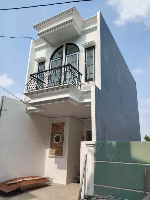 dijual rumah jln durian jagakarsa