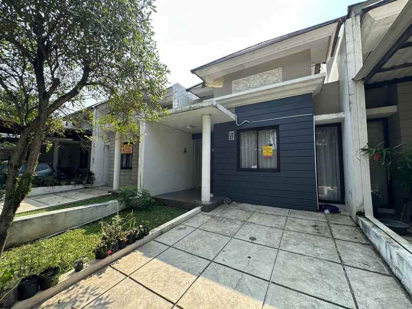 dijual rumah jln raya bojongsari sawangan