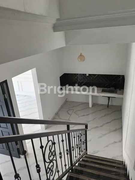 dijual rumah kahfi jagakarsa jakarta