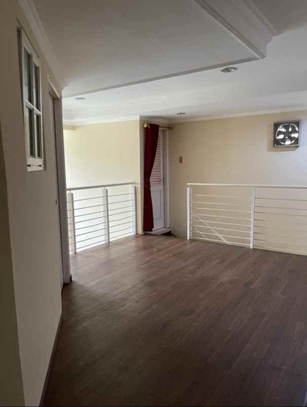 dijual rumah kali sari pasar rebo