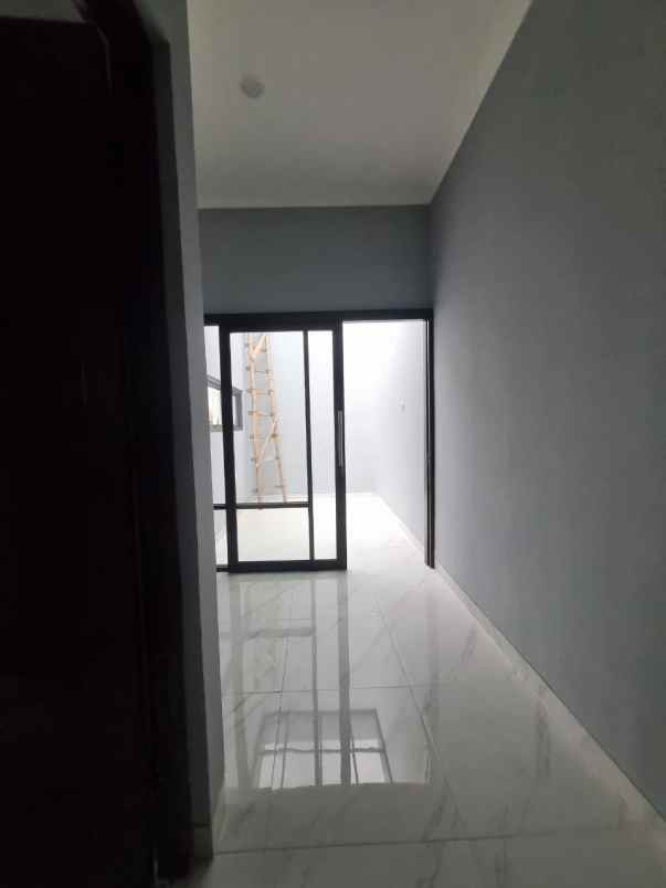 dijual rumah kalibaru cilodong depok