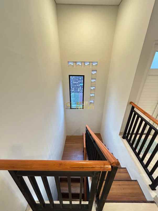 dijual rumah kalitirto