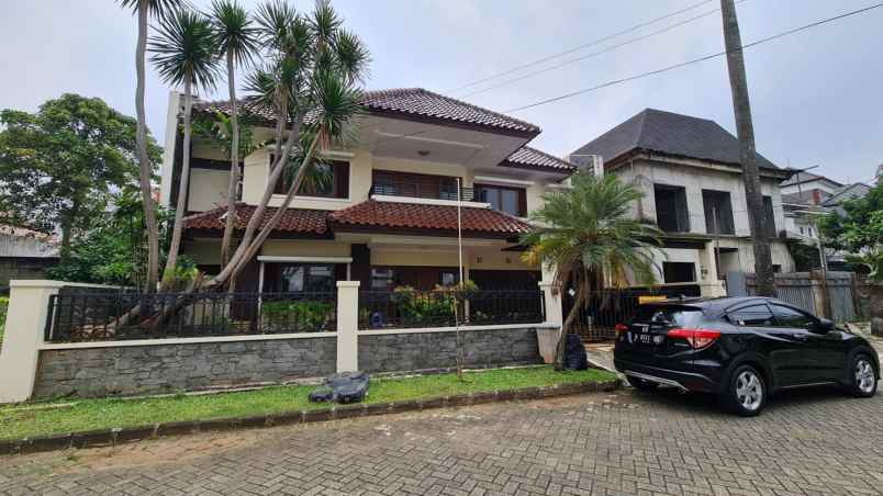 dijual rumah kebayoran lama utara kec