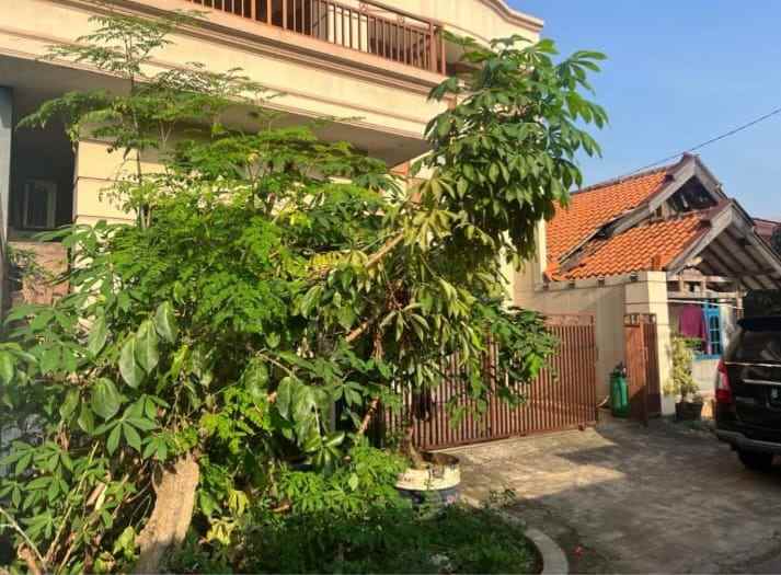 dijual rumah kel jatibening kec pondok