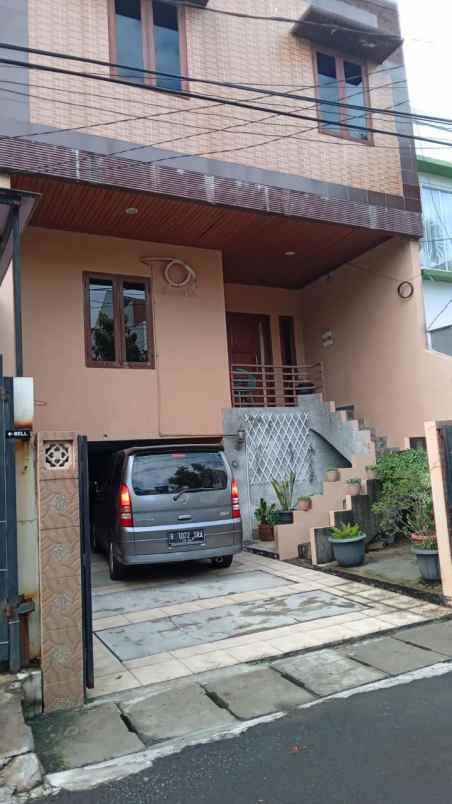 dijual rumah kelapa gading