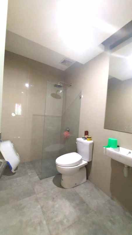 dijual rumah kelapa gading