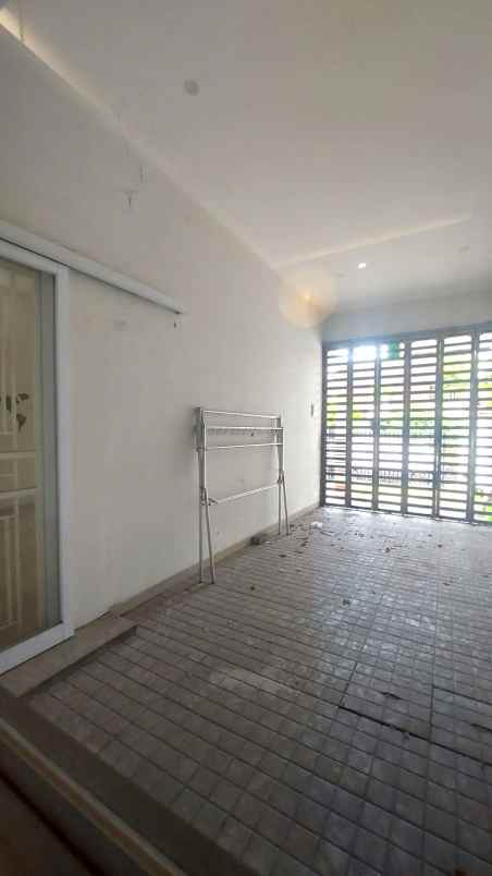 dijual rumah kelapa gading