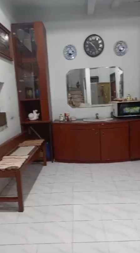 dijual rumah ketintang