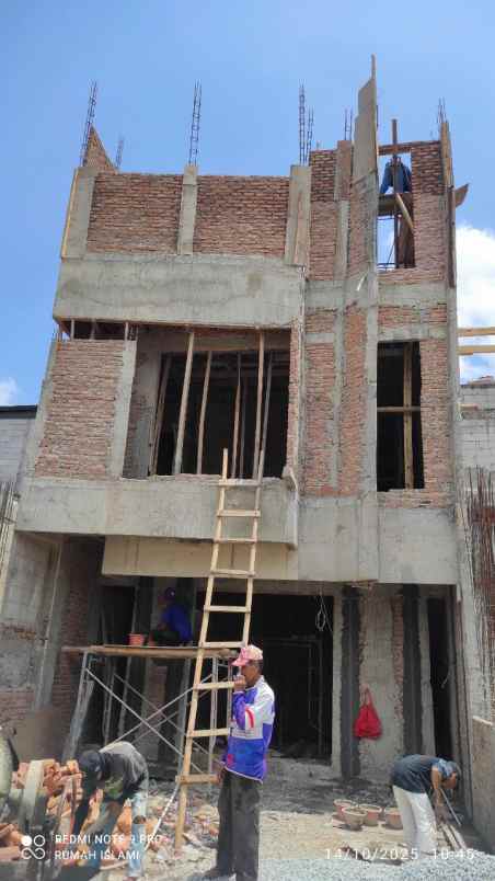 dijual rumah kl bintara jaya