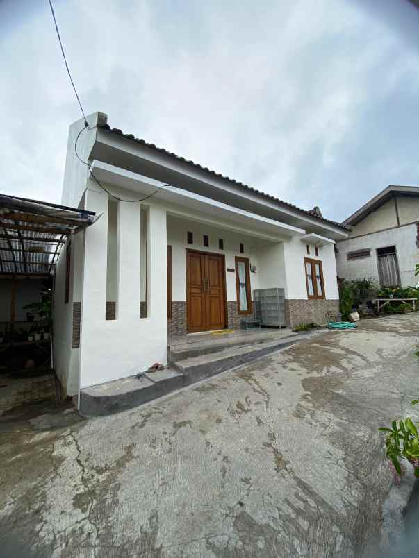 dijual rumah kliran