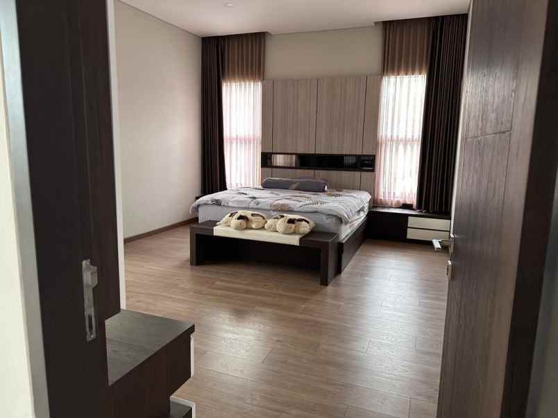 dijual rumah komp setiabudi regency bandung