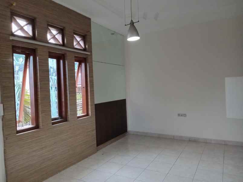 dijual rumah komplek citra antapani bandung