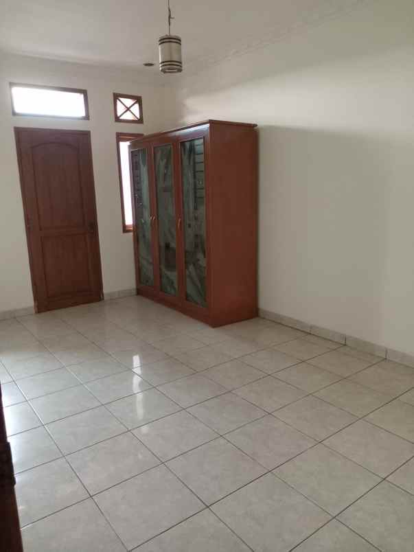 dijual rumah komplek citra antapani bandung