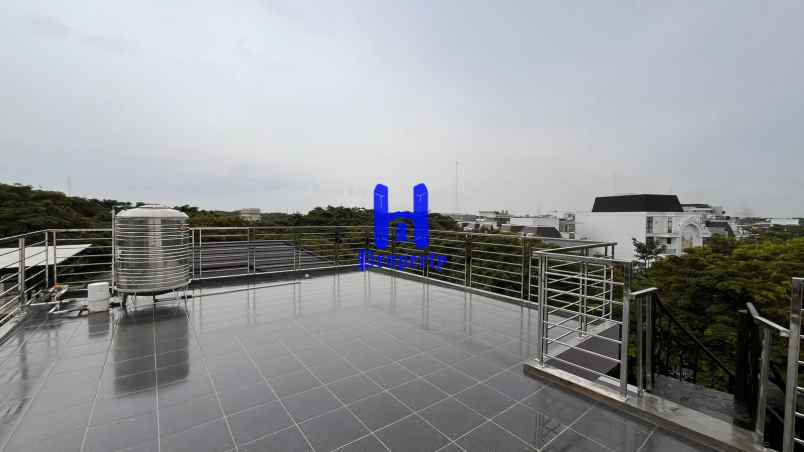 dijual rumah komplek citraland gama city