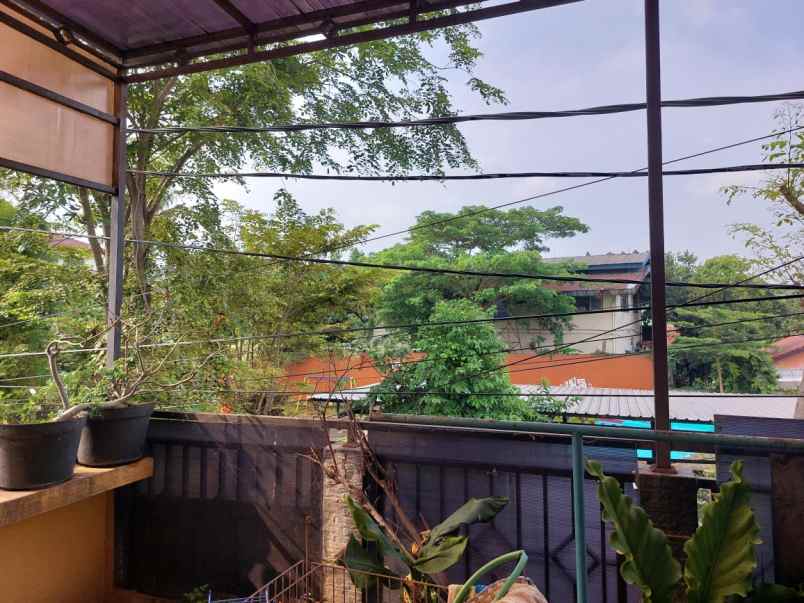 dijual rumah komplek duren sawit baru