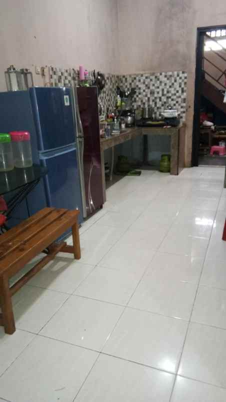 dijual rumah komplek duta bandara