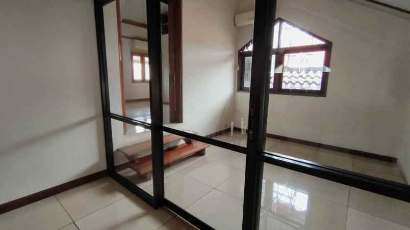 dijual rumah komplek kavling tni al