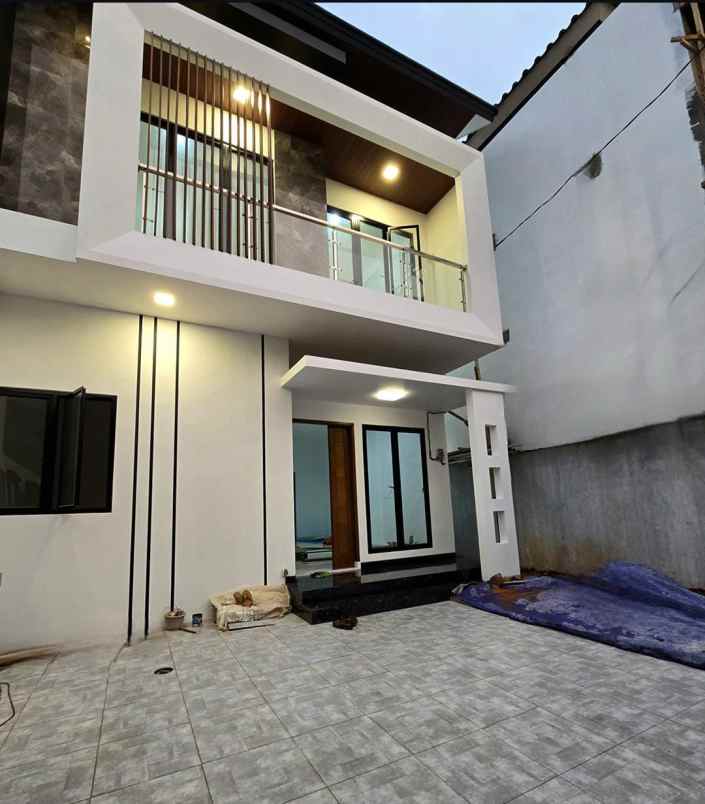 dijual rumah komplek malaka pondok kelapa