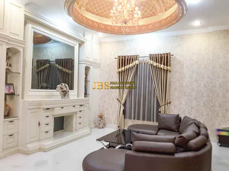 dijual rumah komplek mutiara residence